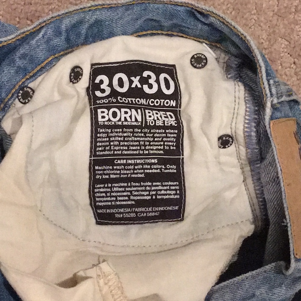 Express Jeans! - Picture 3 of 4